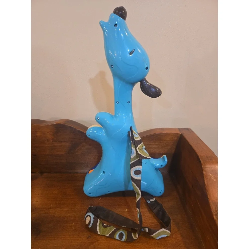 B Toys Electric Guitar Interactive Woofer Hound Dog Musical Instrument Tested VG